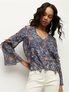 VERONICA BEARD $430 • 18” PTP • SILK Floral V-Neck Ruffled Blouse and Camisole